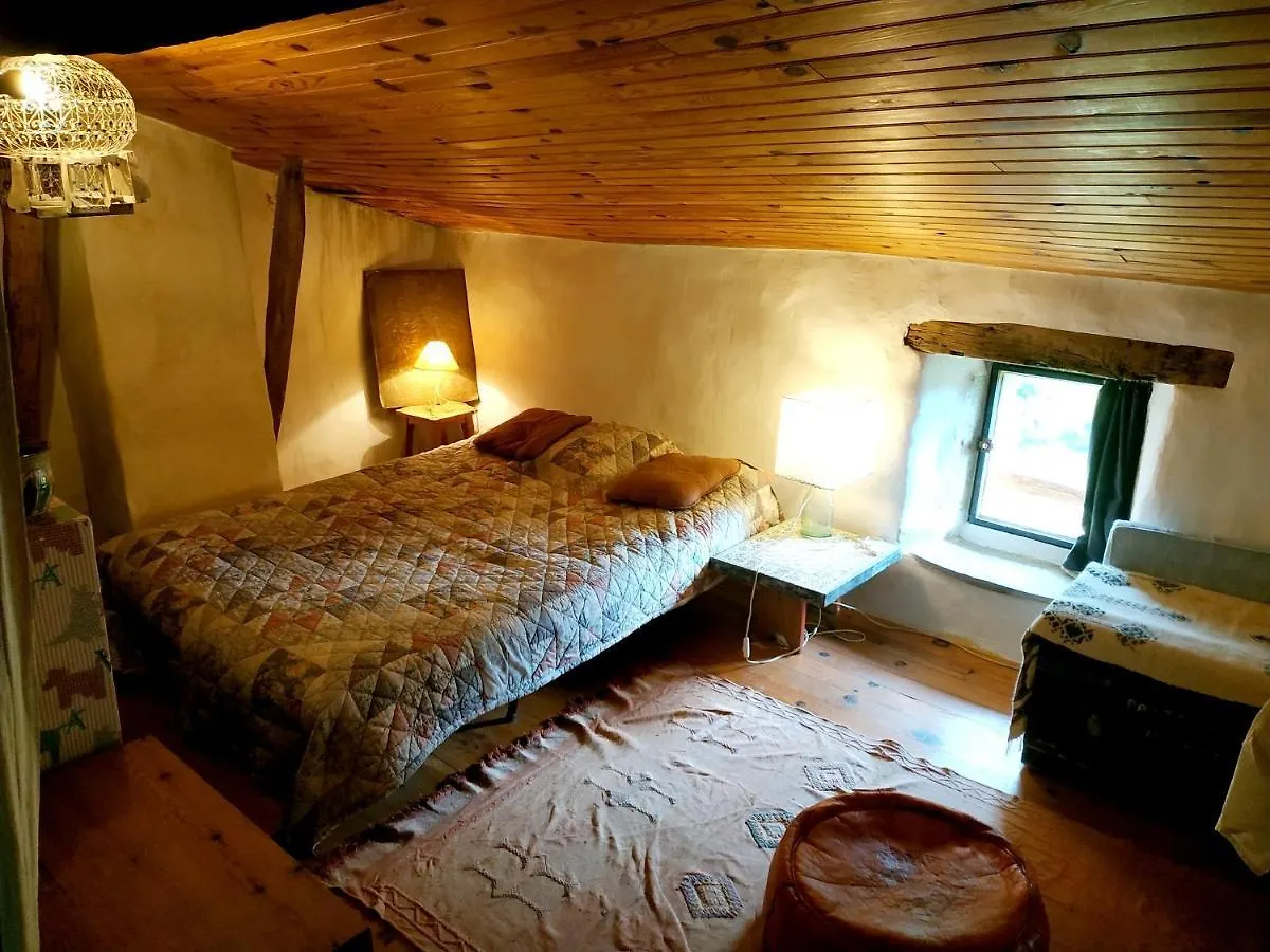 Holiday home Maison Confortable En Pleine Nature Pres De Vesc Avec Jacuzzi