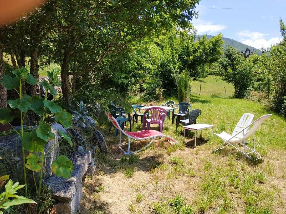 Holiday home Maison Confortable En Pleine Nature Pres De Vesc Avec Jacuzzi